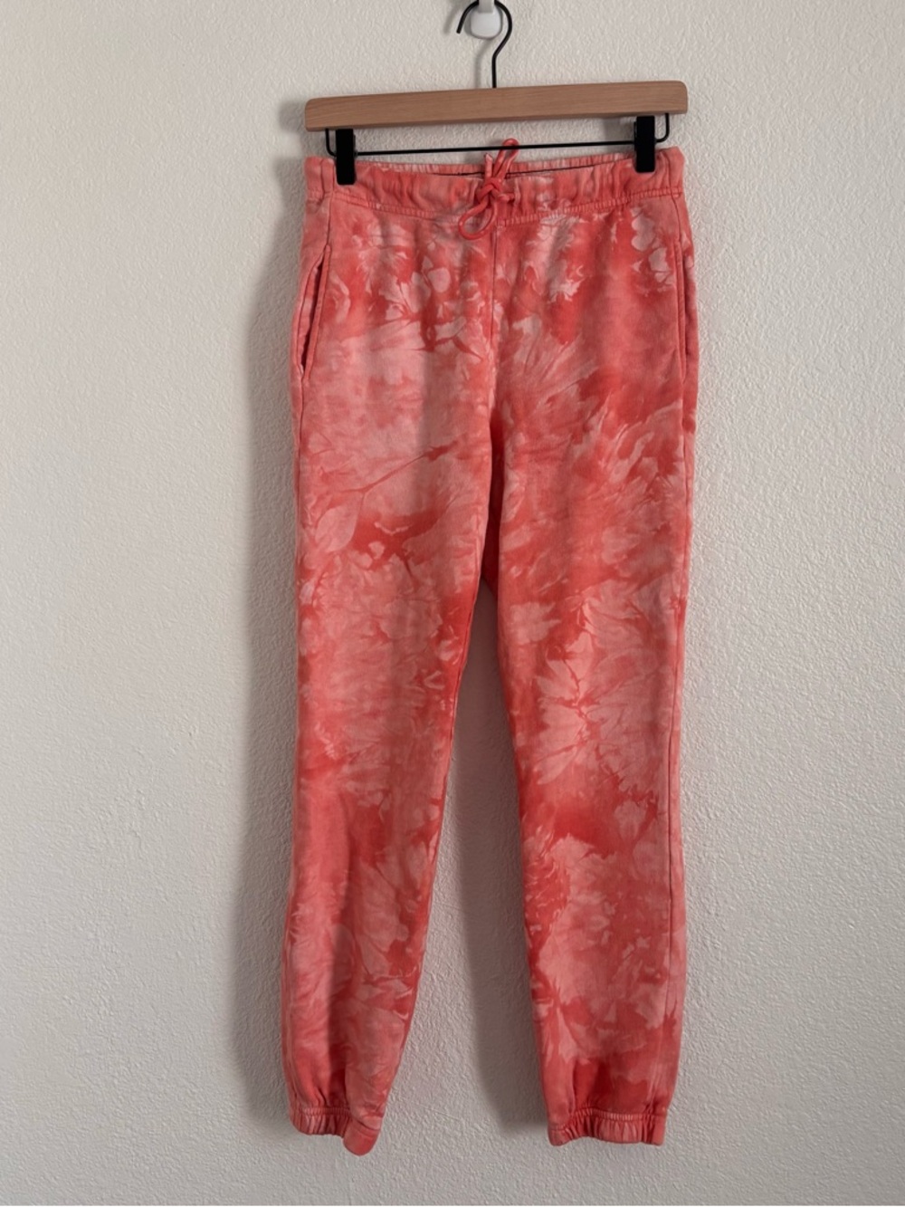 Cotton Citizen Women's Size Small Coral Tie-Dye Sweatpants